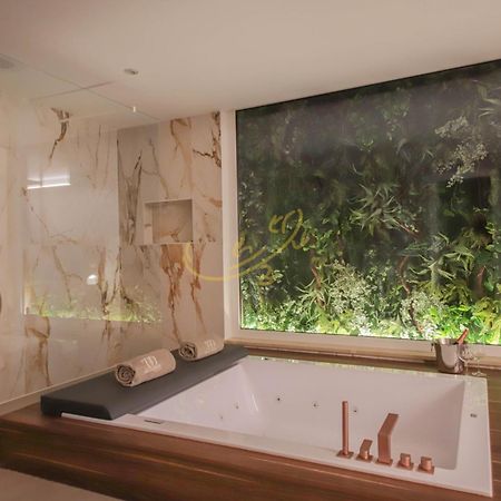 Alberobbe Luxury Rooms 알베르벨로 외부 사진